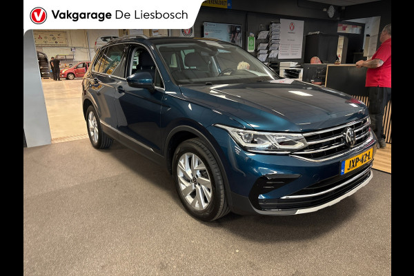 Volkswagen Tiguan 1.4 TSI eHybridbBusiness+ / navi / camera / carplay / stoelverw. / IQ light