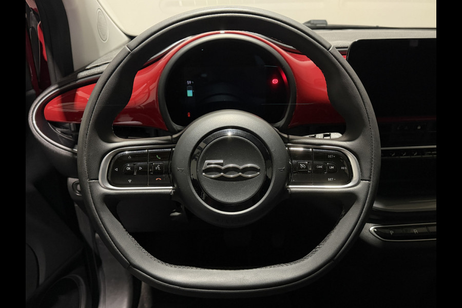 Fiat 500 3+1 42 kWh | Apple CarPlay - Android Auto | Stoelen verwarmd | Dodehoek detectie