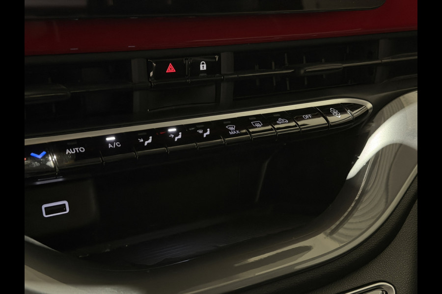 Fiat 500 3+1 42 kWh | Apple CarPlay - Android Auto | Stoelen verwarmd | Dodehoek detectie