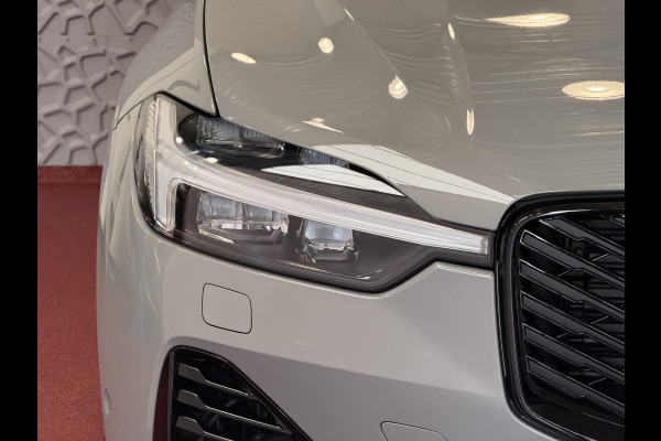 Volvo XC60 2.0 T8 455PK AWD PLUS DARK NIEUWE AUTO HARMAN KARDON 360.CAM STOEL/STUUR VERW LEER vapour grey