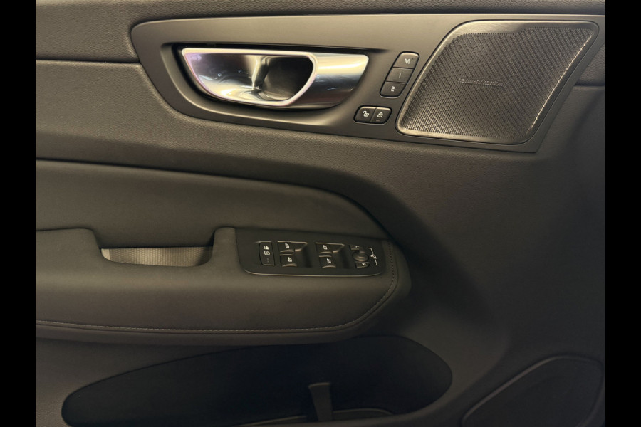 Volvo XC60 2.0 T8 455PK AWD PLUS DARK NIEUWE AUTO HARMAN KARDON 360.CAM STOEL/STUUR VERW LEER vapour grey