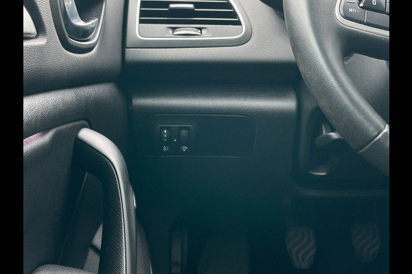 Renault Mégane Estate 1.3 TCe 140 Techno | Camera | PDC | Keyless | Lane assist