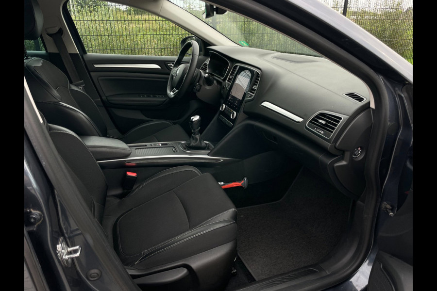 Renault Mégane Estate 1.3 TCe 140 Techno | Camera | PDC | Keyless | Lane assist
