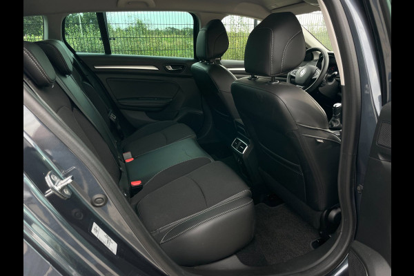 Renault Mégane Estate 1.3 TCe 140 Techno | Camera | PDC | Keyless | Lane assist