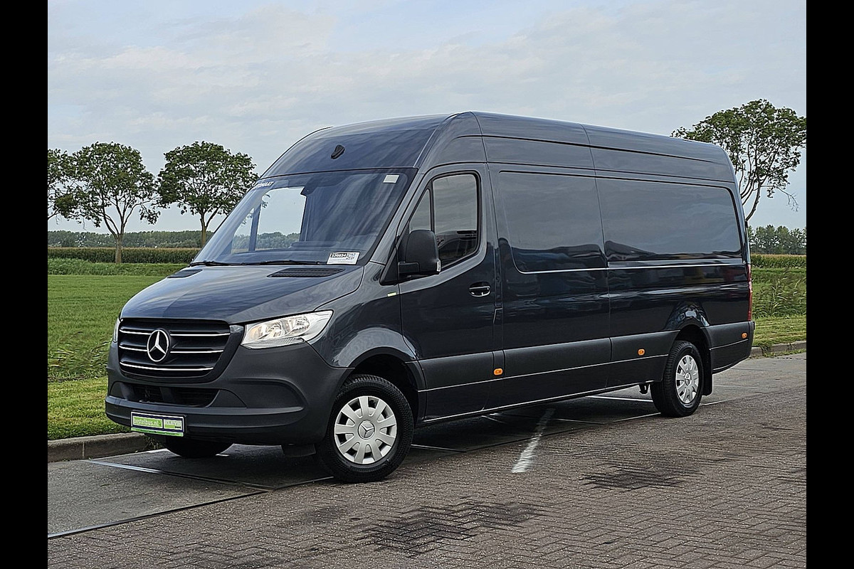 Mercedes-Benz Sprinter 315 L3H2 Mbux Navi Automaat Airco Camera 3-Zits/ Leer Euro6!