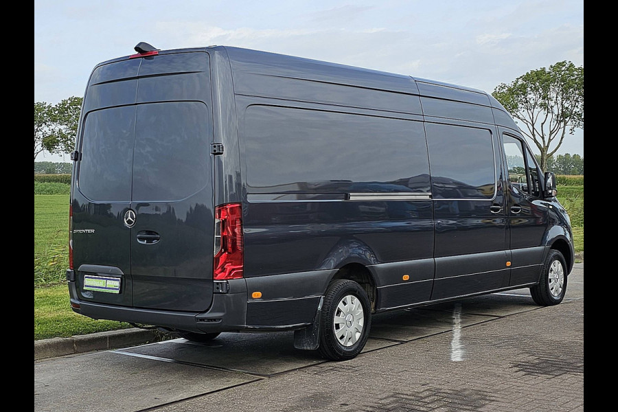 Mercedes-Benz Sprinter 315 L3H2 Mbux Navi Automaat Airco Camera 3-Zits/ Leer Euro6!