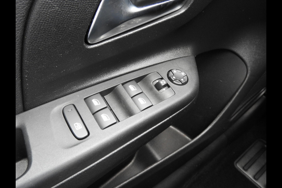 Opel Corsa 1.2 Elegance, Climat Control, Panoramadak, Trekhaak, Stuurverw.