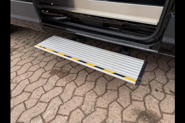 Maxus eDeliver 9 77kWh 204PK Nieuw model! Dubbele Cabine 7 Stoelen 300km WLTP L3H2 Adaptieve Cruise LED Snelladen stoel+stuur verwarming Carplay Camera
