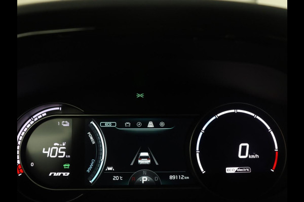 Kia e-Niro ComfortLine 64 kWh | SOH 95.9% | Adaptive cruise | Half Leder | Carplay | Climate control | Camera | Navigatie | Park assist