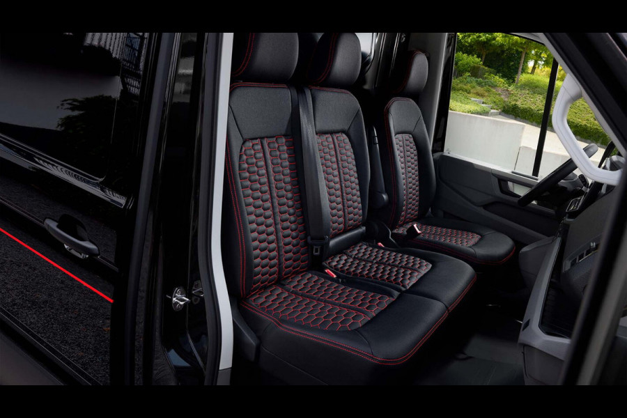 Volkswagen Crafter 2.0 TDI 177pk DSG L3H3 Shadow X Limited edition nr13/50 | Exclusive