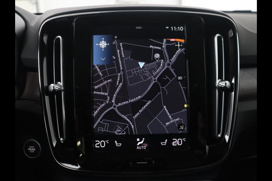 Volvo XC40 1.5 T4 Plug-in hybrid Ultimate Dark | SOH 87,6% | Panoramadak | Trekhaak | Leder | Stuur/stoel verwarming | Harman/kardon | Adaptive cruise | Camera |
