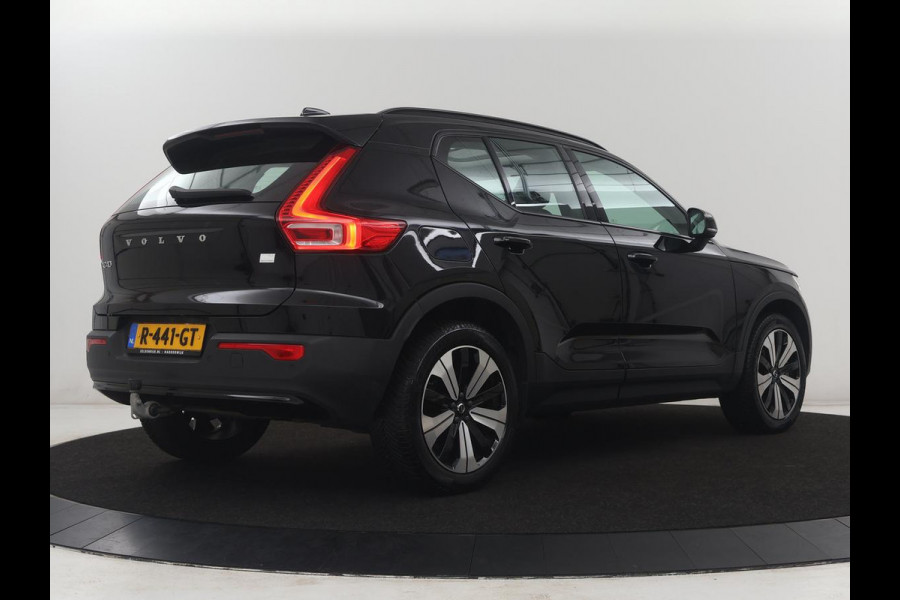 Volvo XC40 1.5 T4 Plug-in hybrid Ultimate Dark | SOH 87,6% | Panoramadak | Trekhaak | Leder | Stuur/stoel verwarming | Harman/kardon | Adaptive cruise | Camera |