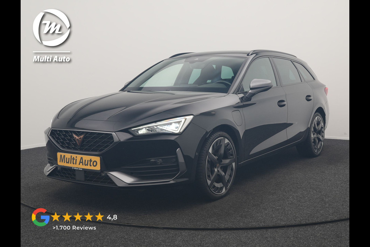 CUPRA Leon Sportstourer 1.4 e-Hybrid VZ PHEV 245pk Dealer O.H | Trekhaak Af Fabriek | Camera | Sfeerverlichting | Sportstoelen & Stuur Verwarmd | Apple Carplay | Keyless | Virtual | Navigatie | DAB | 19"L.M | Cruise Control | Plug In Hybrid |
