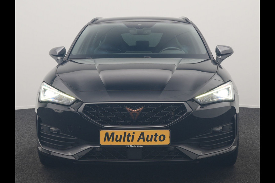 CUPRA Leon Sportstourer 1.4 e-Hybrid VZ PHEV 245pk Dealer O.H | Trekhaak Af Fabriek | Camera | Sfeerverlichting | Sportstoelen & Stuur Verwarmd | Apple Carplay | Keyless | Virtual | Navigatie | DAB | 19"L.M | Cruise Control | Plug In Hybrid |