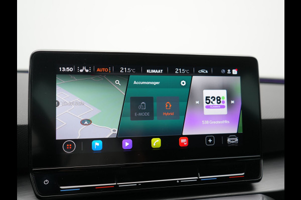 CUPRA Leon Sportstourer 1.4 e-Hybrid VZ PHEV 245pk Dealer O.H | Trekhaak Af Fabriek | Camera | Sfeerverlichting | Sportstoelen & Stuur Verwarmd | Apple Carplay | Keyless | Virtual | Navigatie | DAB | 19"L.M | Cruise Control | Plug In Hybrid |