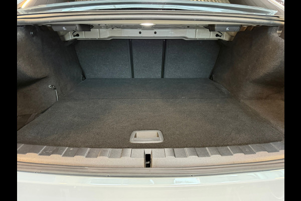 BMW 3-serie 330e High Executive|M-SPORT|DAK|H&K|HuD|MEMORY|360 CAMERA|KEYLESS|CARPLAY|DEALERONDERHOUDEN|AMBIENT|GARANTIE|292PK|VOL