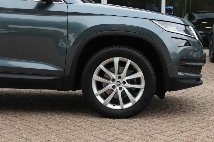 Škoda Kodiaq 1.5 TSI 4x4 Scout Business / 360Camera / Leder / Keyless / CarPlay / 18'' / Canton Audio / Stoelverwarming / Dodehoek / DAB / Cruise Control Adaptief