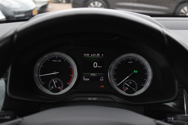 Škoda Kodiaq 1.5 TSI 4x4 Scout Business / 360Camera / Leder / Keyless / CarPlay / 18'' / Canton Audio / Stoelverwarming / Dodehoek / DAB / Cruise Control Adaptief