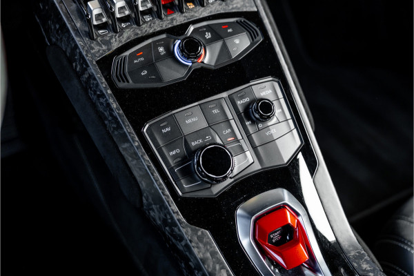 Lamborghini Huracan 5.2 V10 Performante - Lift | Forged | ALA | Alcantara | Ceramic