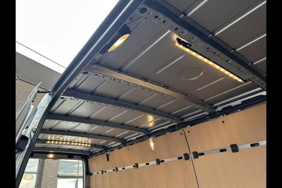 Mercedes-Benz eSprinter 320 L3 H2 Select 81kWh / Snel laden 115Kw / LED / Distronic / Carplay / Navigatie / Camera / Parkeersensoren / LMV