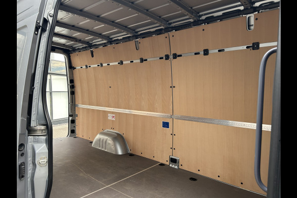 Mercedes-Benz eSprinter 320 L3 H2 Select 81kWh / Snel laden 115Kw / LED / Distronic / Carplay / Navigatie / Camera / Parkeersensoren / LMV