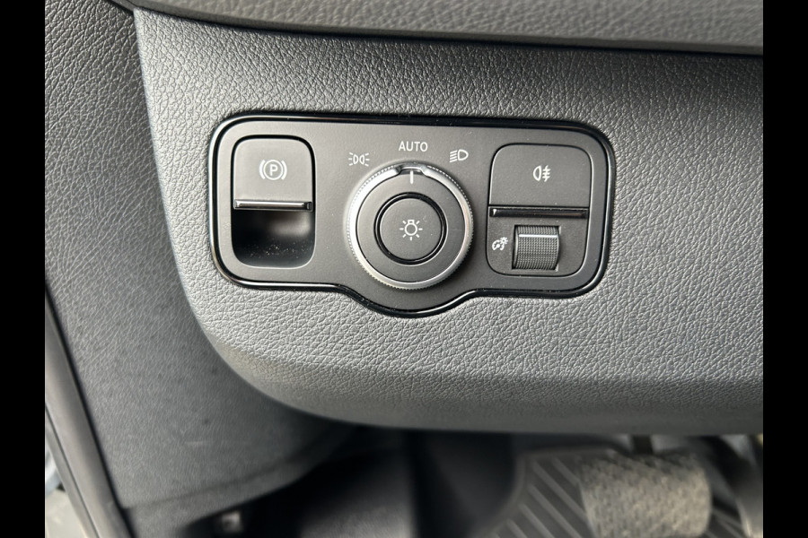 Mercedes-Benz eSprinter 320 L3 H2 Select 81kWh / Snel laden 115Kw / LED / Distronic / Carplay / Navigatie / Camera / Parkeersensoren / LMV