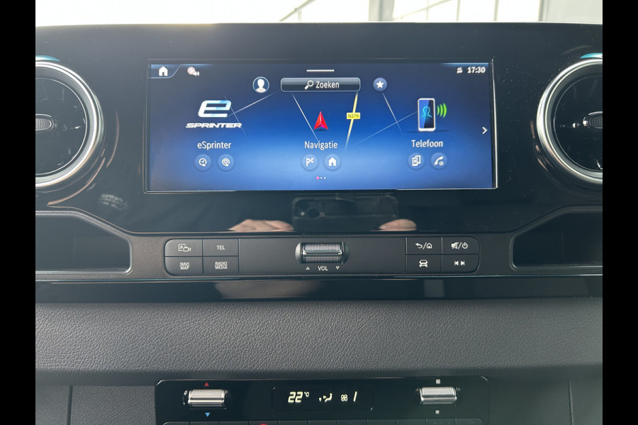Mercedes-Benz eSprinter 320 L3 H2 Select 81kWh / Snel laden 115Kw / LED / Distronic / Carplay / Navigatie / Camera / Parkeersensoren / LMV