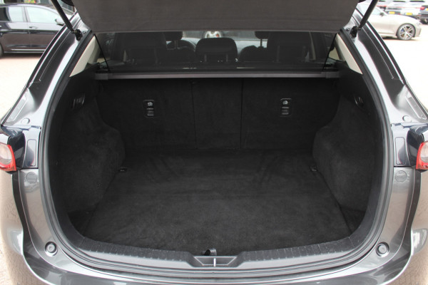 Mazda CX-5 2.0 SkyActiv-G 165 Luxury / Trekhaak / 360Camera / Head-up / Leder / Bose / Keyless / 19'' / Dodehoek / Navigatie / DAB / Stoelventilatie+Verwarming / Cruise Control