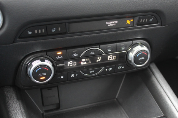 Mazda CX-5 2.0 SkyActiv-G 165 Luxury / Trekhaak / 360Camera / Head-up / Leder / Bose / Keyless / 19'' / Dodehoek / Navigatie / DAB / Stoelventilatie+Verwarming / Cruise Control