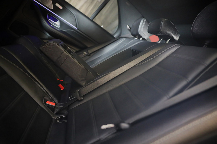 Mercedes-Benz GLE 400 e 4MATIC AMG 63 Look / Massage / Memory / Acc / Luchtvering / Burmester / Leder / Head Up / Pano