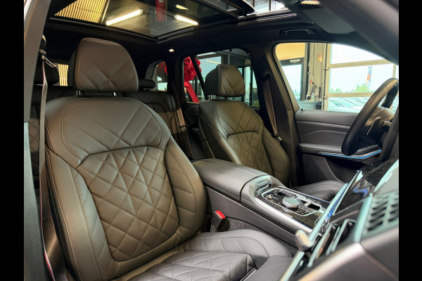 BMW X5 XDrive50e M-SPORT|PANO|H&K|HUD|MEMORY|KEYLESS|FABRIEKSGARANTIE|22INC|489PK|BOMVOL!