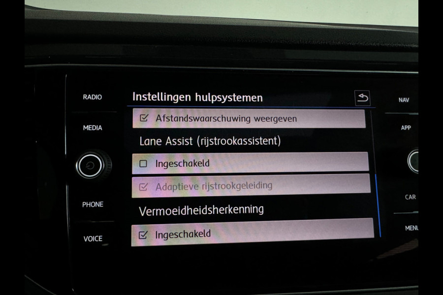 Volkswagen T-Roc 2.0 TSI 4Motion Sport Pano|ACC|Stoelverwarming|Lane