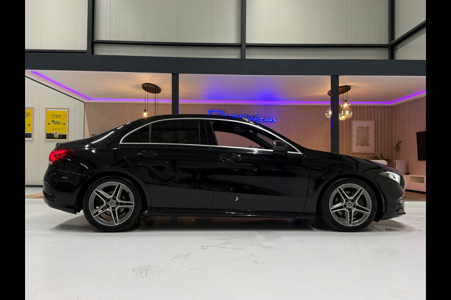Mercedes-Benz A-Klasse 180 Business Solution AMG | MBUX | LED | Camera | Cruise | Lane Assist | Dodehoek