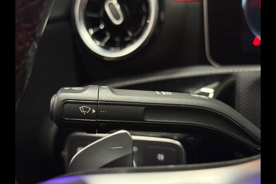 Mercedes-Benz A-Klasse 180 Business Solution AMG | MBUX | LED | Camera | Cruise | Lane Assist | Dodehoek