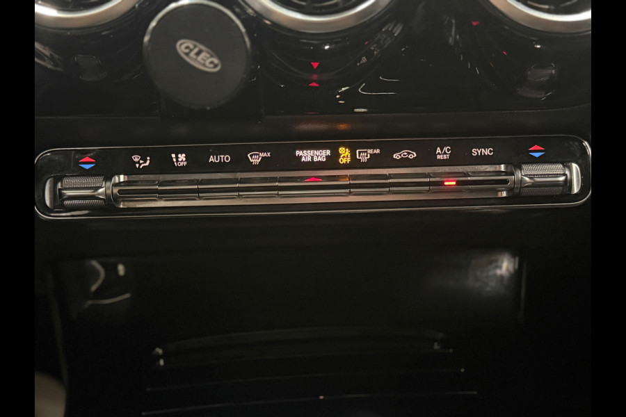 Mercedes-Benz A-Klasse 180 Business Solution AMG | MBUX | LED | Camera | Cruise | Lane Assist | Dodehoek