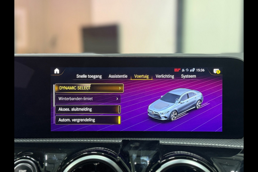 Mercedes-Benz A-Klasse 180 Business Solution AMG | MBUX | LED | Camera | Cruise | Lane Assist | Dodehoek
