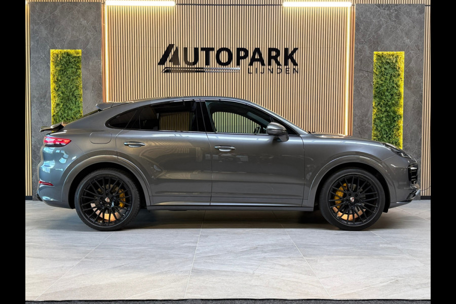 Porsche Cayenne Coupé 3.0 E-Hybrid PANO|BOSE|SOFTCLOSE|SPORTUITLAAT|KEYLESS|360 CAMERA|TREKHAAK|BOSE|22 INCH|90%SOH|BOMVOL!
