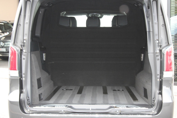 Mercedes-Benz V-Klasse 300d / XXL / AMG / DC / 3.000 KM!! / 2x Elec Schuifdeur / Burmester / NIEUWSTAAT