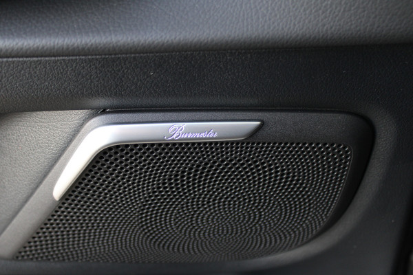 Mercedes-Benz V-Klasse 300d / XXL / AMG / DC / 3.000 KM!! / 2x Elec Schuifdeur / Burmester / NIEUWSTAAT
