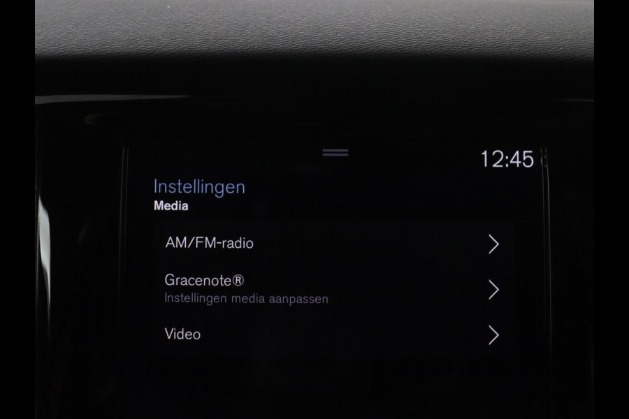 Volvo V60 2.0 T5 R-Design | Trekhaak | Navigatie | Apple carplay | LED | Stuurwielverwarming |