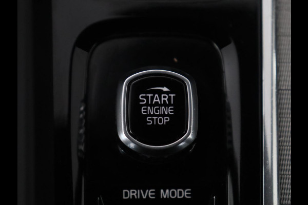 Volvo V60 2.0 T5 R-Design | Trekhaak | Navigatie | Apple carplay | LED | Stuurwielverwarming |