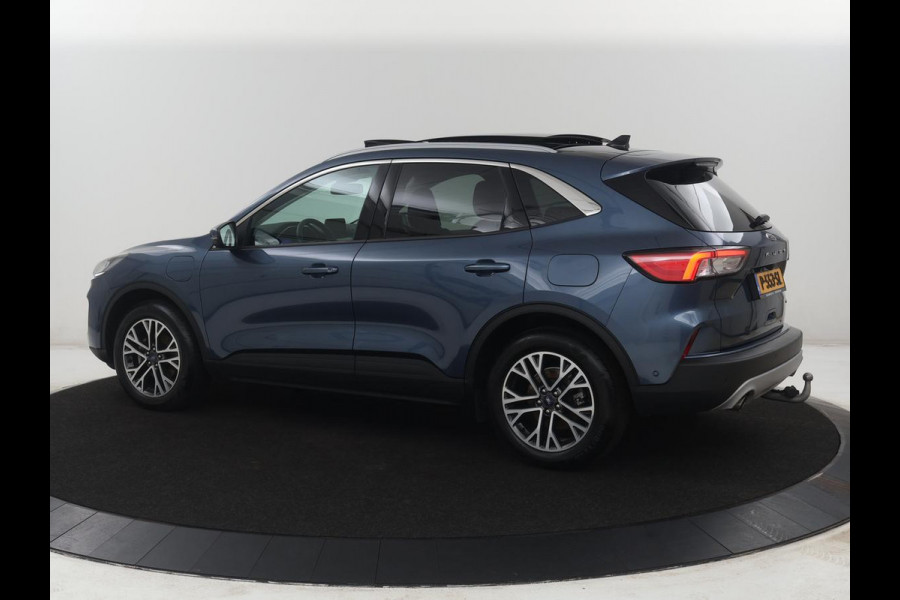 Ford Kuga 2.5 PHEV Titanium | SOH 97,4% | Camera | Trekhaak | Pano.Dak | Dodehoek ASS. | Navigatie |