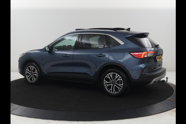 Ford Kuga 2.5 PHEV Titanium | SOH 97,4% | Camera | Trekhaak | Pano.Dak | Dodehoek ASS. | Navigatie |