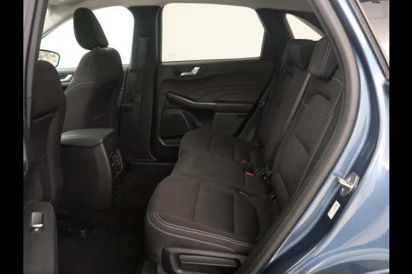 Ford Kuga 2.5 PHEV Titanium | SOH 97,4% | Camera | Trekhaak | Pano.Dak | Dodehoek ASS. | Navigatie |