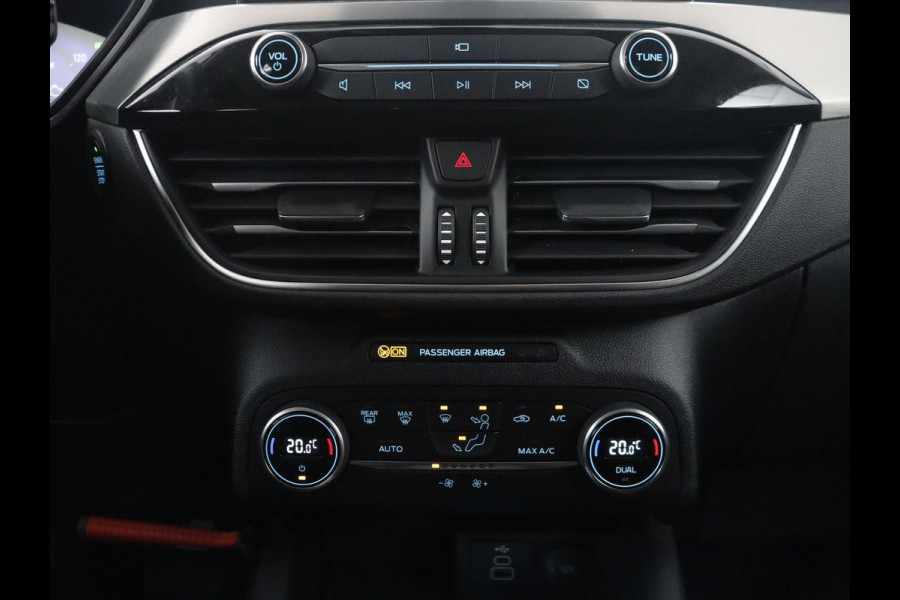 Ford Kuga 2.5 PHEV Titanium | SOH 97,4% | Camera | Trekhaak | Pano.Dak | Dodehoek ASS. | Navigatie |