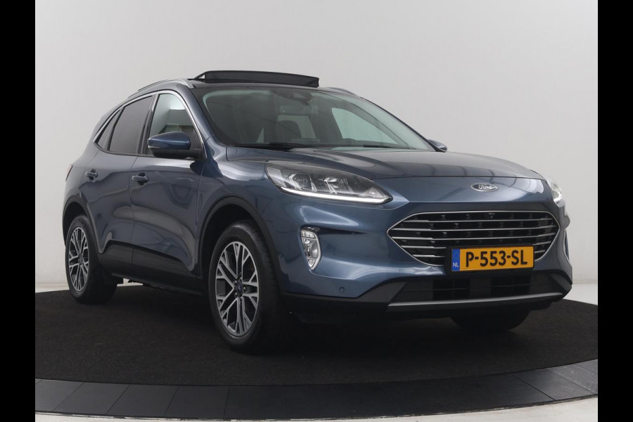 Ford Kuga 2.5 PHEV Titanium | SOH 97,4% | Camera | Trekhaak | Pano.Dak | Dodehoek ASS. | Navigatie |