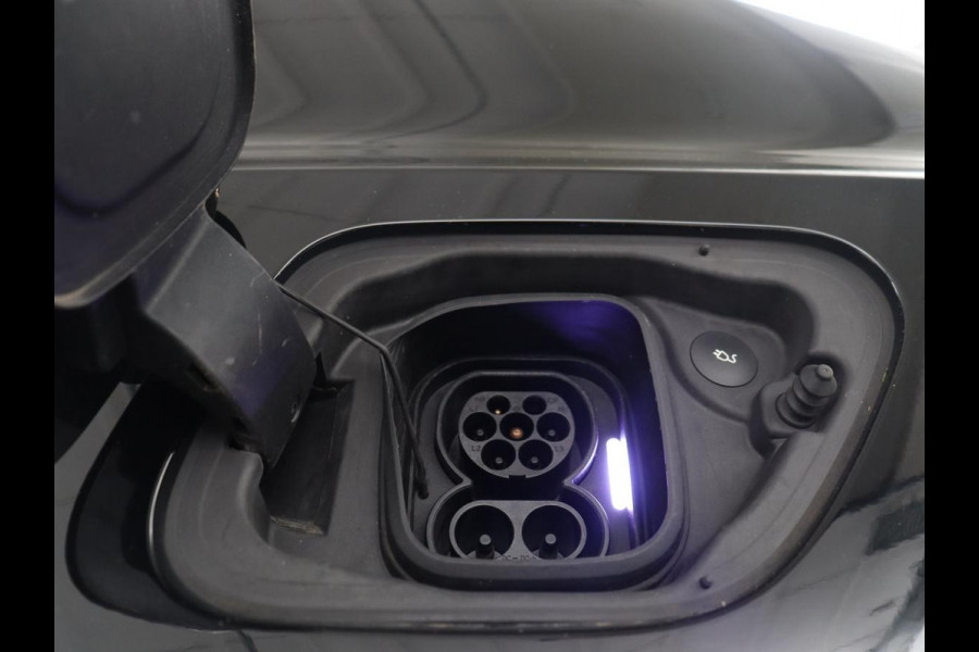 Polestar 2 Long Range Single Motor 78 kWh | SOH 92,1 | Harman Kardon Sound | Stoelverwarming | LED | Camera | Apple Carplay |