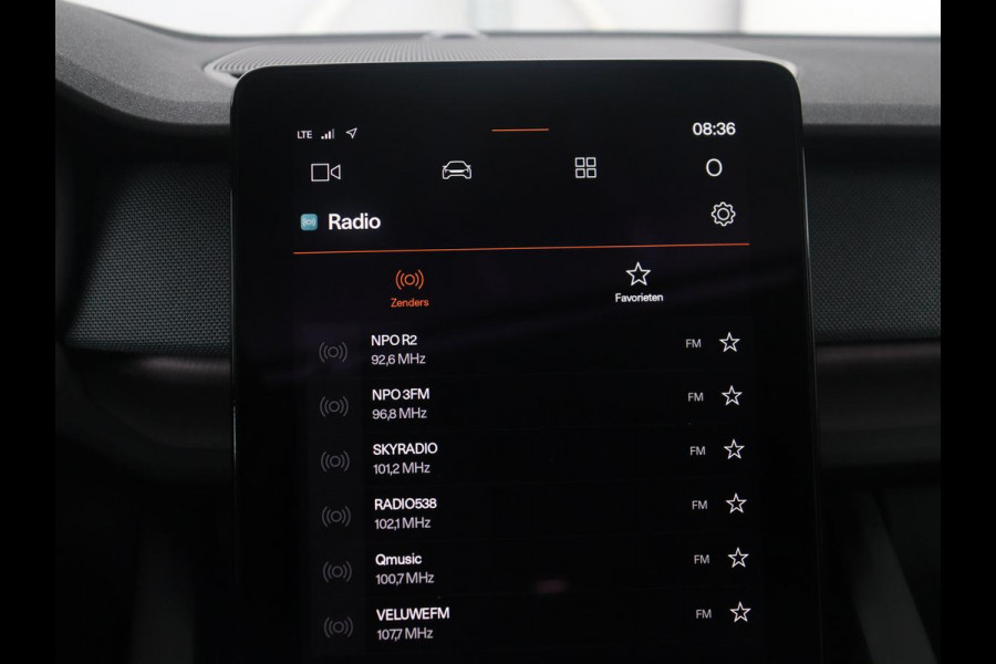 Polestar 2 Long Range Single Motor 78 kWh | SOH 92,1 | Harman Kardon Sound | Stoelverwarming | LED | Camera | Apple Carplay |