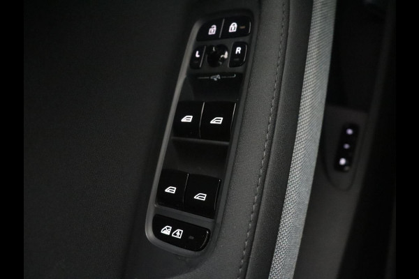 Polestar 2 Long Range Single Motor 78 kWh | SOH 92,1 | Harman Kardon Sound | Stoelverwarming | LED | Camera | Apple Carplay |