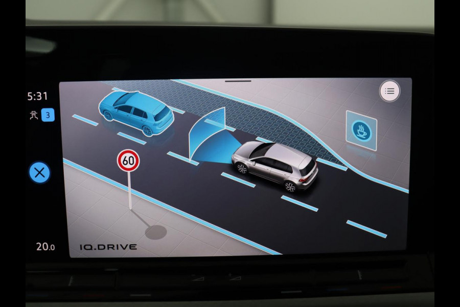 Volkswagen Golf 1.0 eTSI Life | Automaat | Navigatie | Trekhaak | Adapt. Cruise | LED |